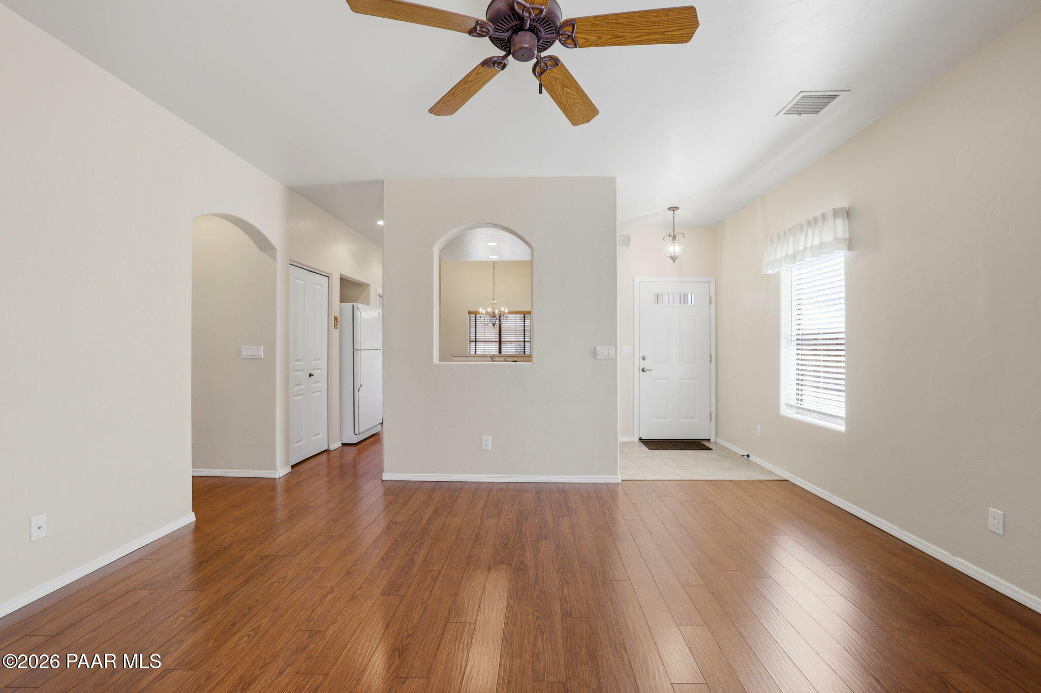 3198 Orchid Way Prescott, AZ 86305 - Photo 5 of 36 5-Living Room
