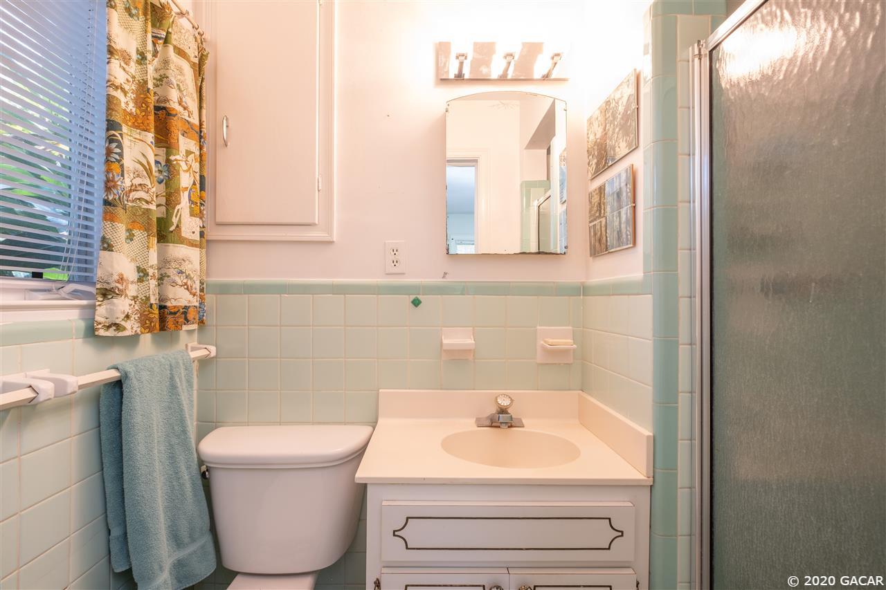 1706 Northwest 11th Road Gainesville, FL 32605 - Photo 16 of 28 Gallery Image 16