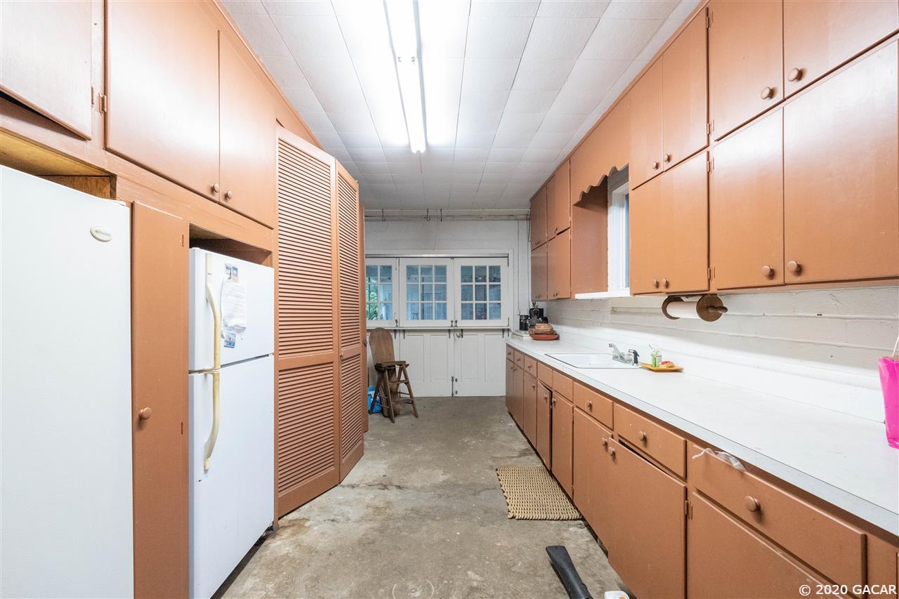 1706 Northwest 11th Road Gainesville, FL 32605 - Photo 20 of 28 Gallery Image 20