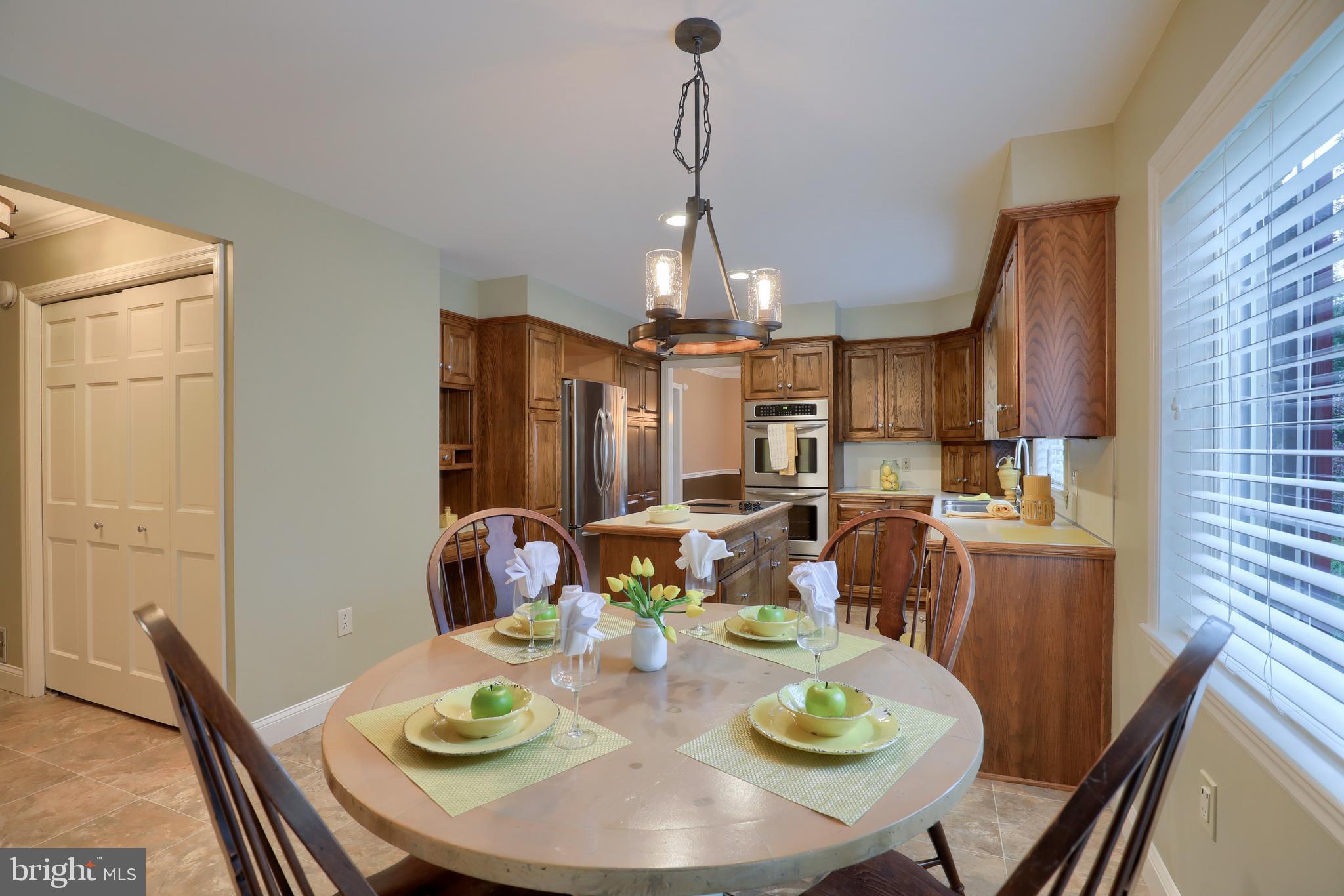 453 Wetherburn Drive Lancaster, PA 17601 - Photo 11 of 35