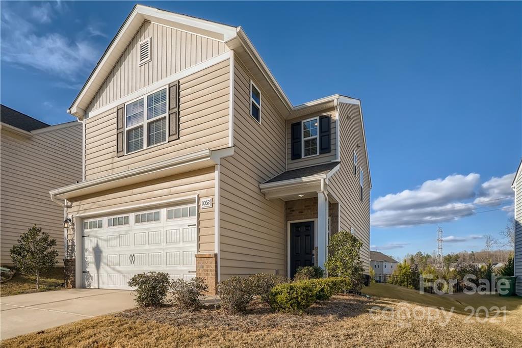 1052 Pecan Ridge Road Fort Mill, SC 29715 - Photo 2 of 32 Gallery Image 2