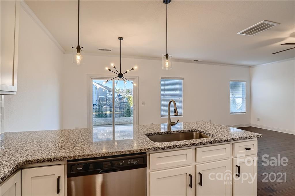 1052 Pecan Ridge Road Fort Mill, SC 29715 - Photo 8 of 32 Gallery Image 8