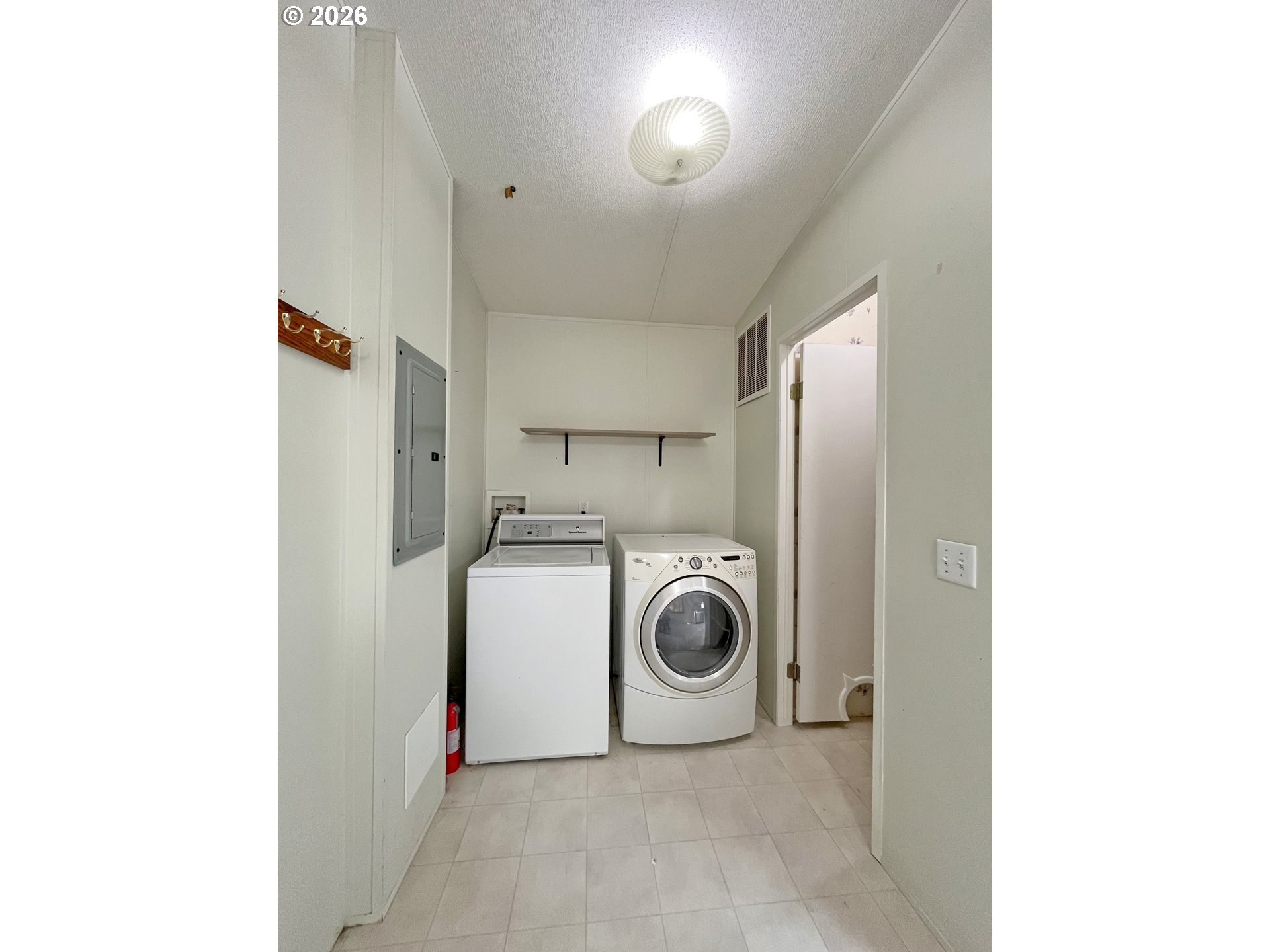 1300 3rd Avenue, Unit 30 Mosier, OR 97040 - Photo 9 of 12 Gallery Image 9