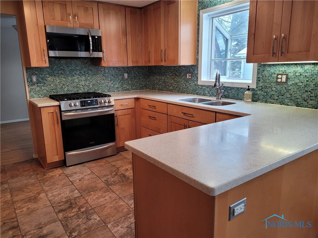 28686 White Road Perrysburg, OH 43551 - Photo 9 of 28 Gallery Image 9