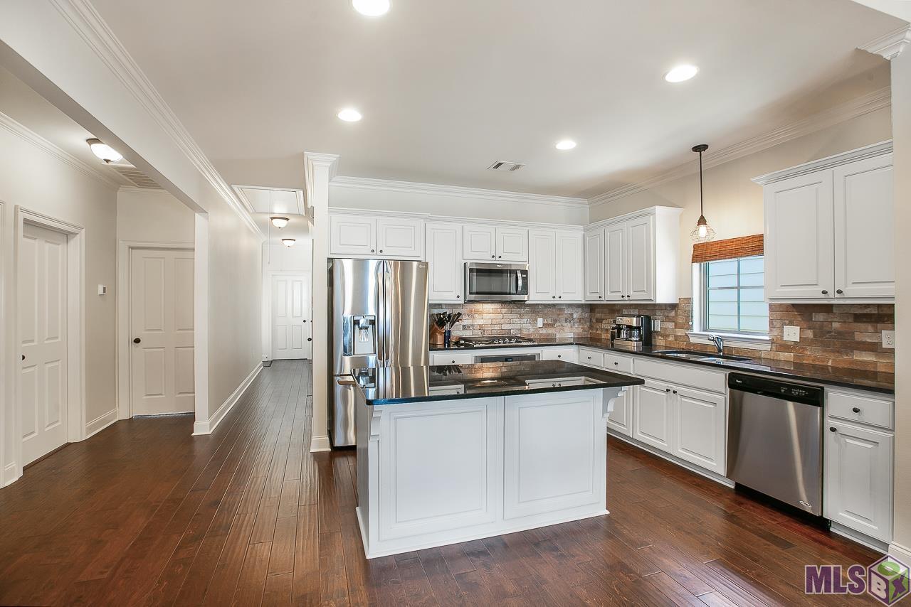 3151 Cypress View Lane Baton Rouge, LA 70810 - Photo 6 of 25 Gallery Image 6