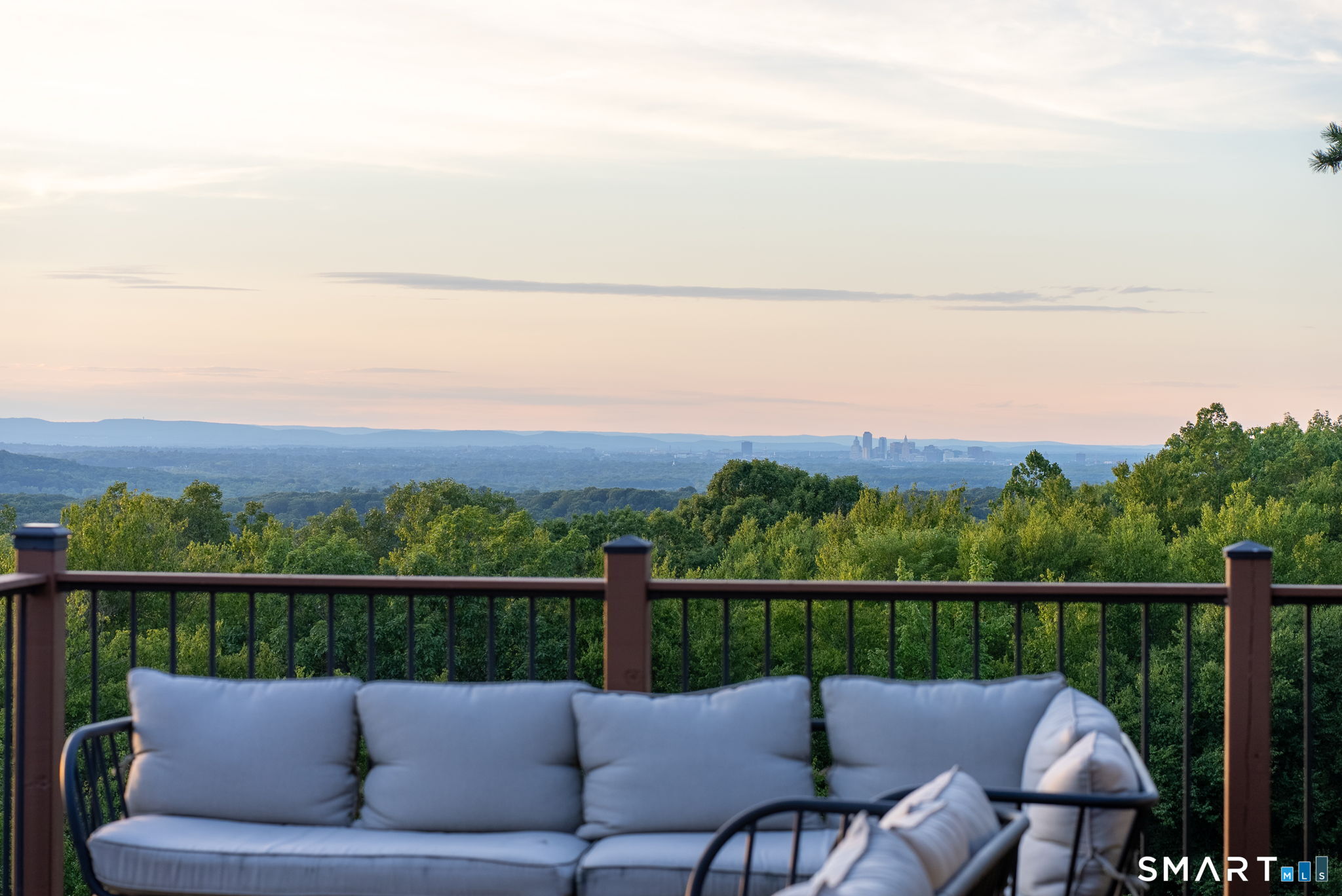 400 Dayton Road Glastonbury, CT 06073 - Photo 9 of 40 Gallery Image 9