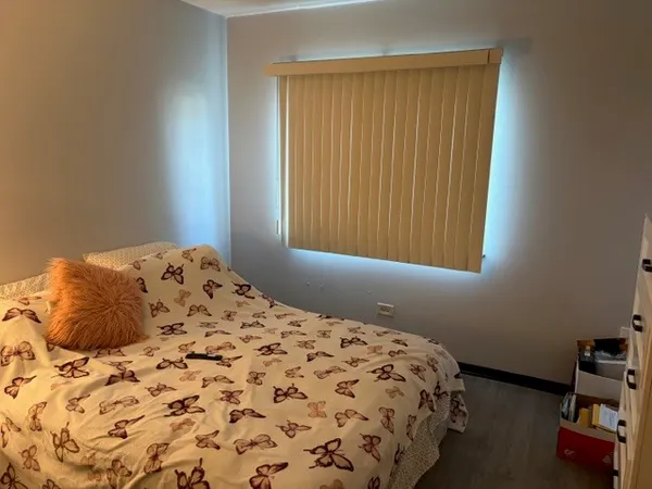 $220,000 | 7006 West 98th Street, Unit 1B, Chicago Ridge, IL 60415