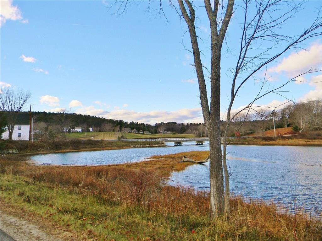 4 Chase Farm Road Newcastle, ME 04553 - Photo 16 of 16 Sheepscot Village just down the road.
