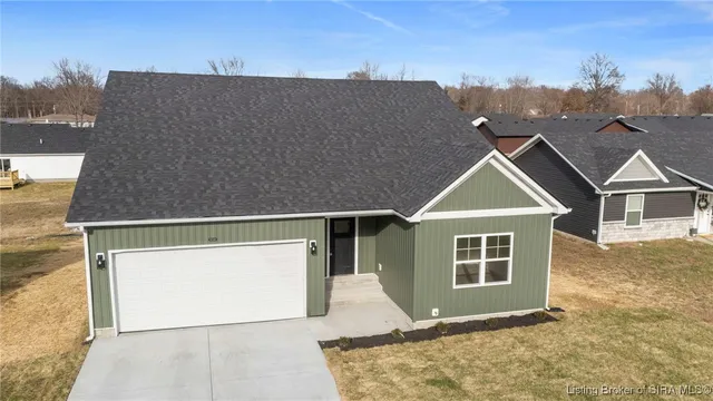 $254,000 | 1230 Woodland Avenue, Scottsburg, IN 47170