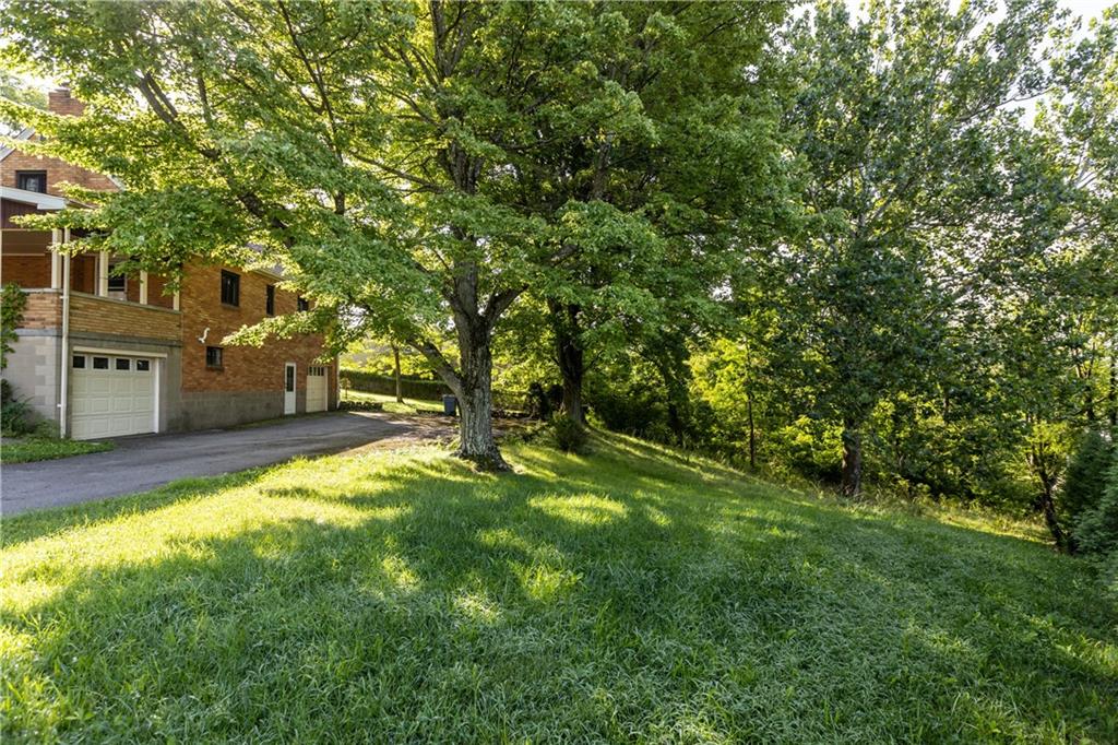 1045 Silver Lane McKees Rocks, PA 15136 - Photo 6 of 27 Gallery Image 6