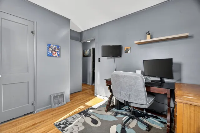 $235,000 | 1225 Clara Avenue, Joliet, IL 60435