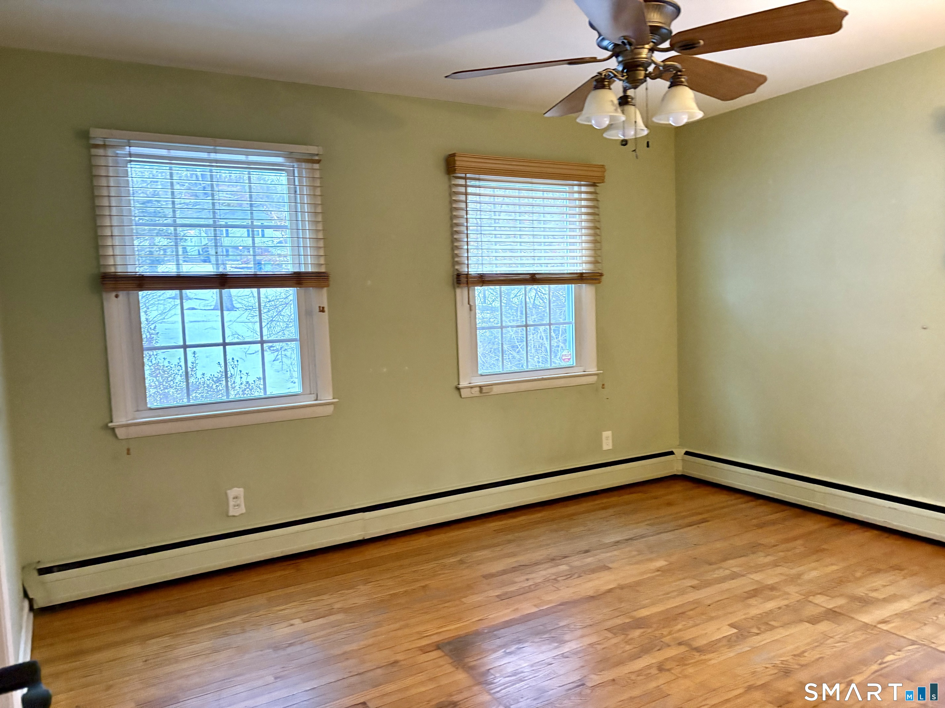 100 North Airline Road Wallingford, CT 06492 - Photo 10 of 40 This large 1st floor bedroom can be used as a 1st floor primary.