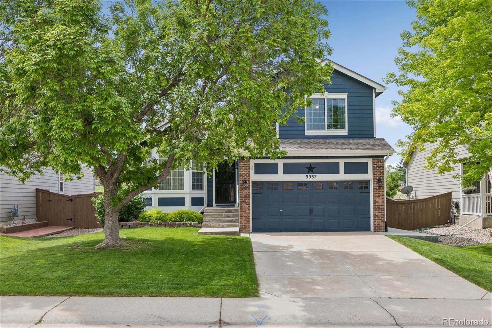 3937 Garnet Way Highlands Ranch, CO 80126 - Photo 3 of 45