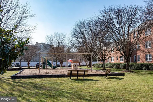 $322,000 | 6609 Potomac Avenue, Unit B1, Alexandria, VA 22307