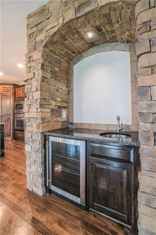 $849,000 | 11500 West 166th Street, Overland Park, KS 66221