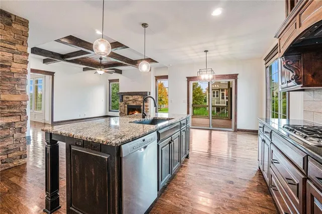 $849,000 | 11500 West 166th Street, Overland Park, KS 66221