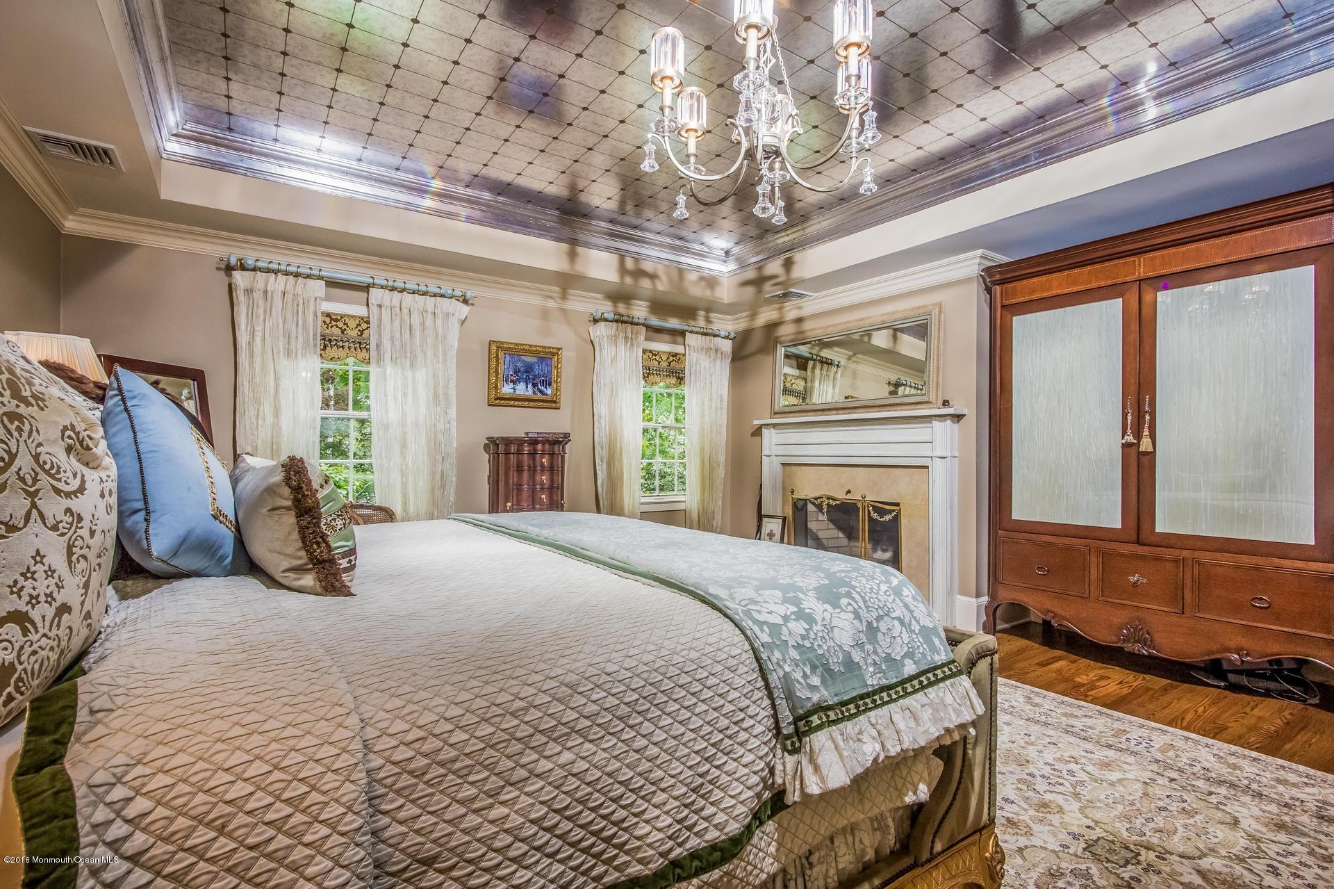 133 Ridge Road Rumson, NJ 07760 - Photo 13 of 20 074-Master_Bedroom-1737016-medium