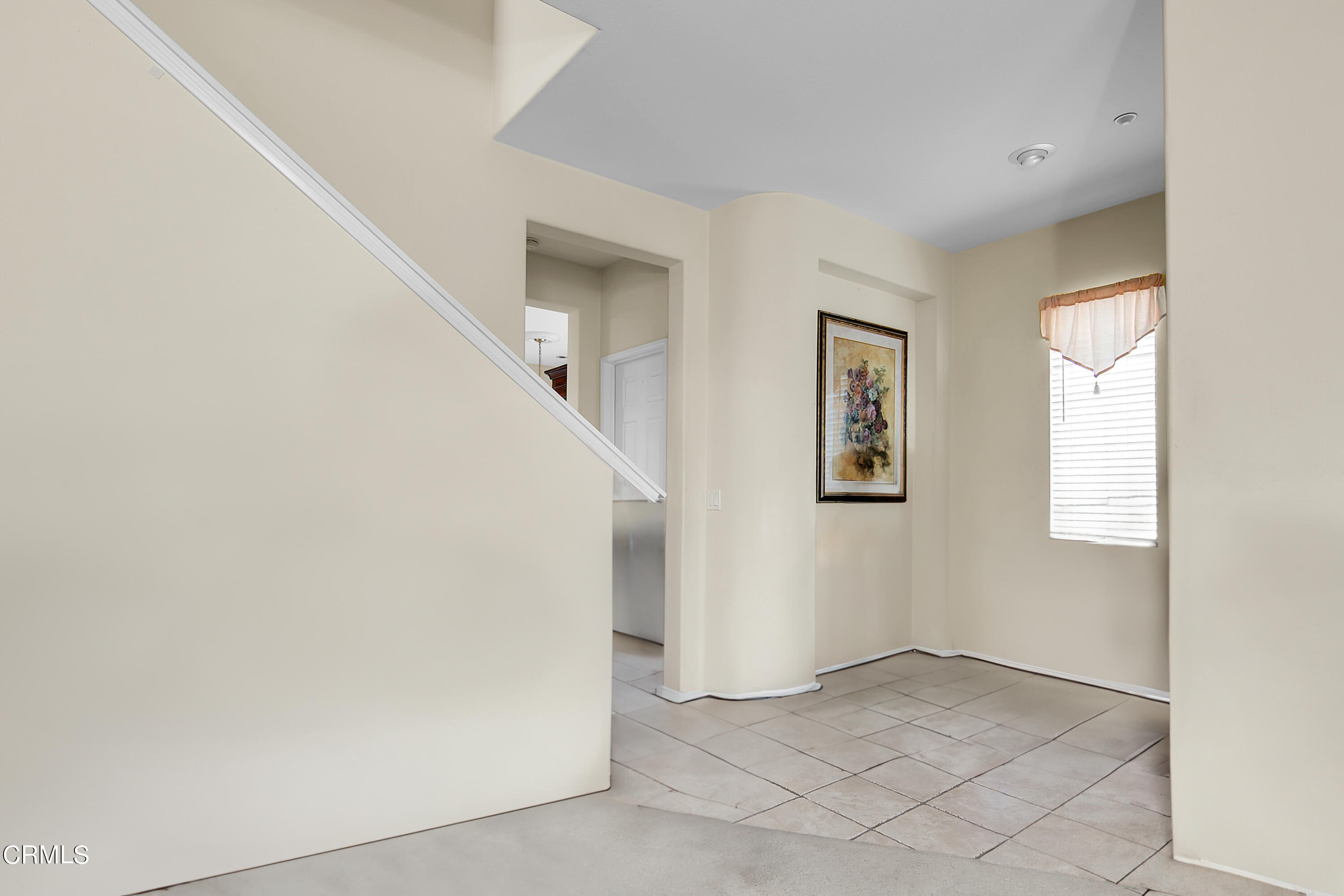 1611 Sonata Drive Oxnard, CA 93030 - Photo 13 of 25 a view of a hallway with windows