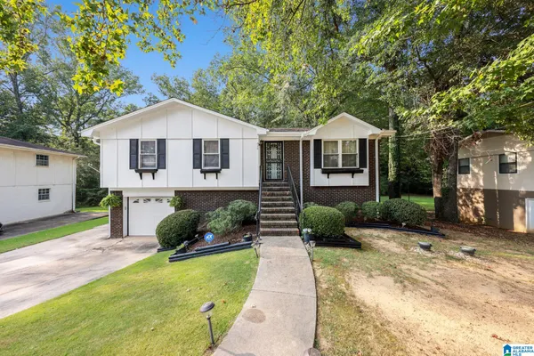 $195,000 | 626 Basswood Drive, Adamsville, AL 35005