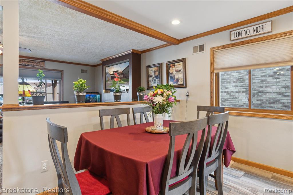 45850 Edgewater Street Chesterfield, MI 48047 - Photo 15 of 61