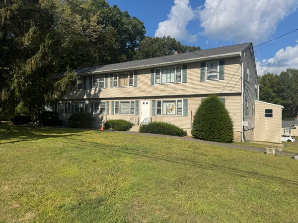 $1,600 | 197 Potuccos Ring Road, Unit 4, Wolcott, CT 06716