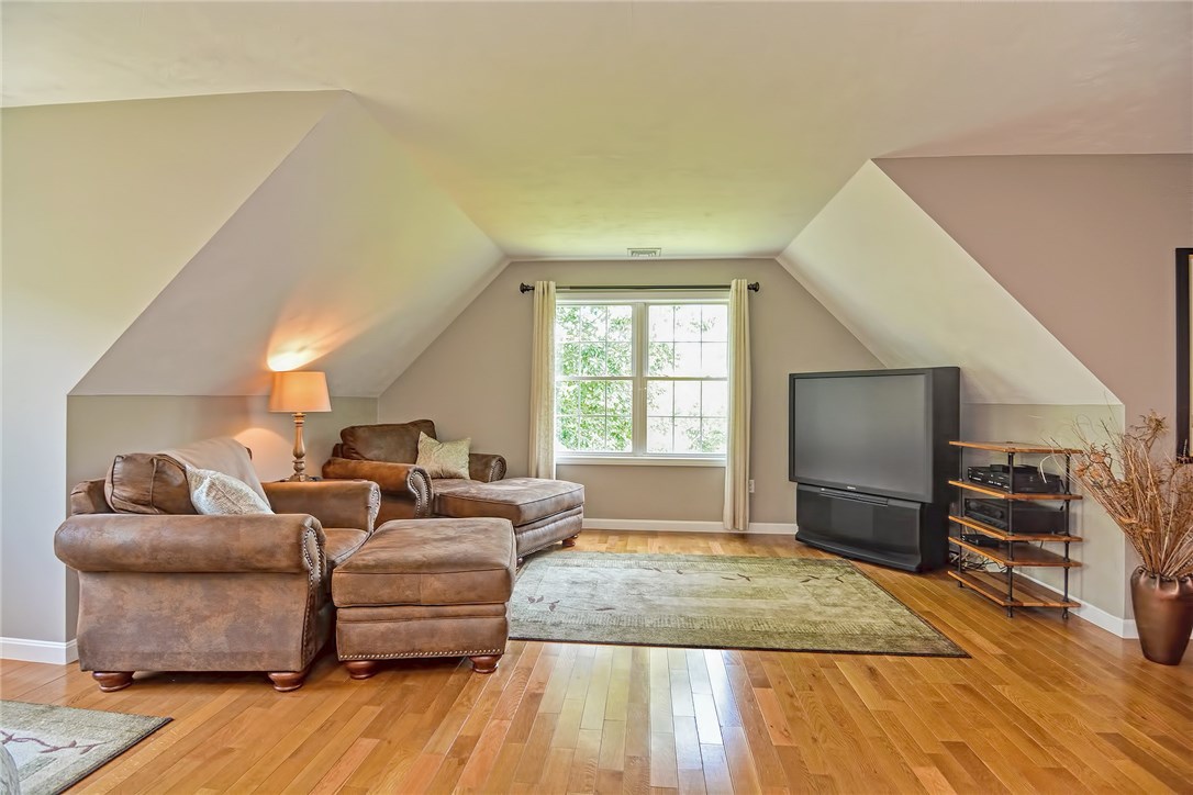 250 Old Staples Road Cumberland, RI 02864 - Photo 23 of 40 Gallery Image 23
