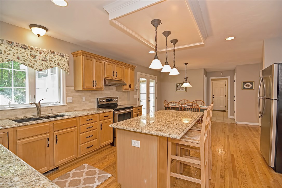 250 Old Staples Road Cumberland, RI 02864 - Photo 9 of 40 Gallery Image 9