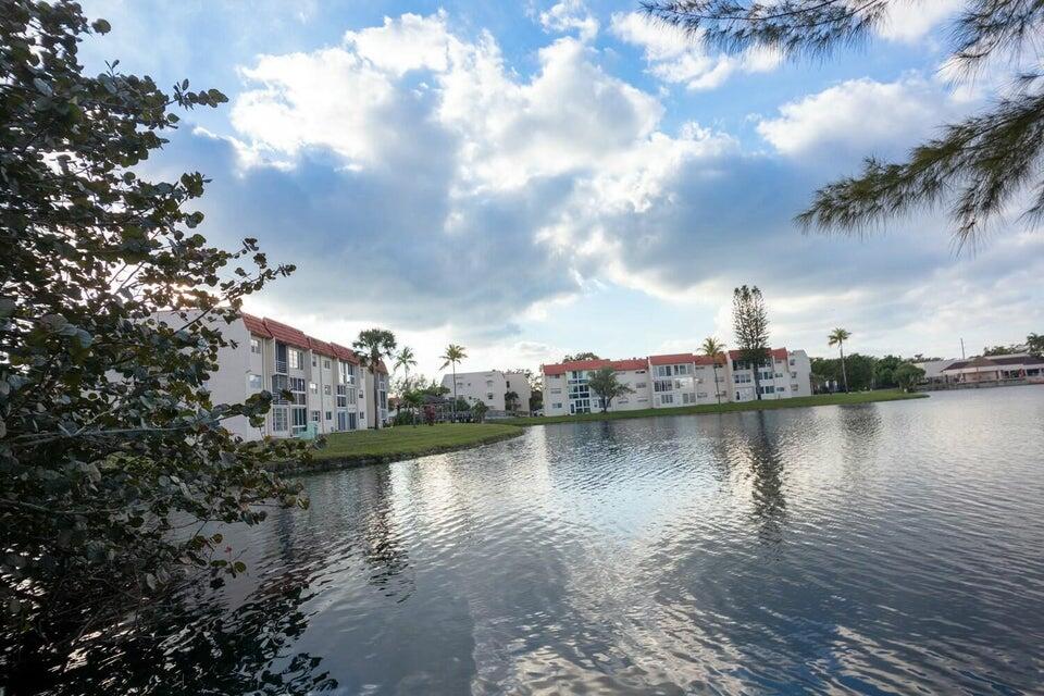 3091-e Sunrise Lakes Drive East, Unit 207 Sunrise, FL 33322 - Photo 45 of 53 20250201181534024143000000-o