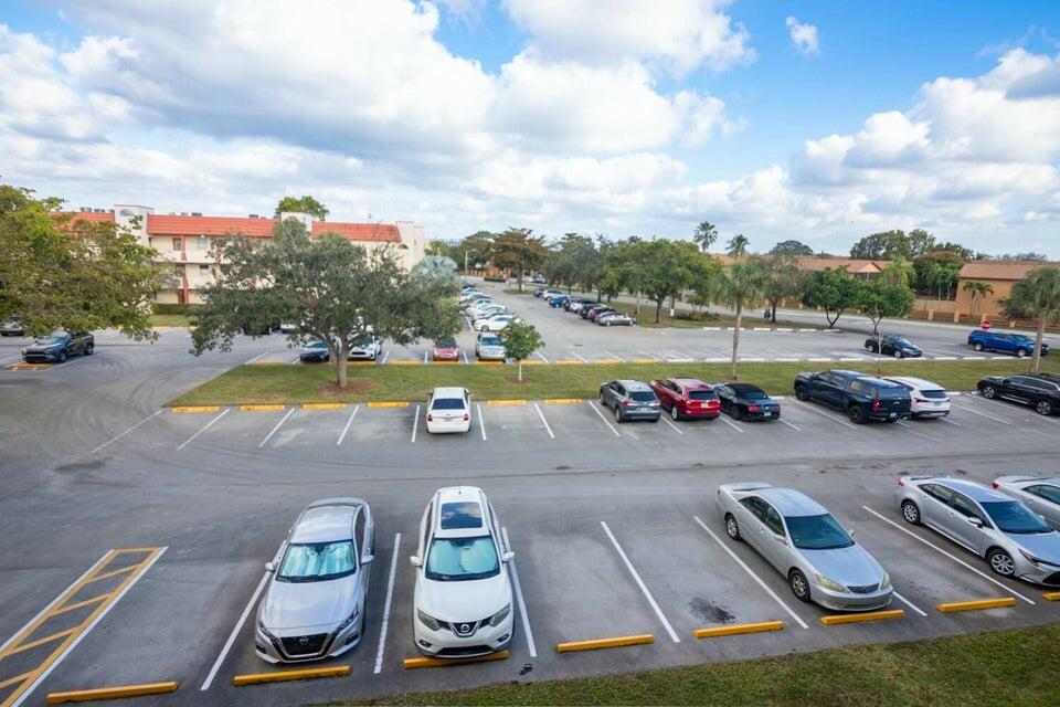 3091-e Sunrise Lakes Drive East, Unit 207 Sunrise, FL 33322 - Photo 52 of 53 20250201181509018642000000-o