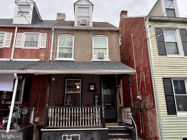 621 Lake Street Lancaster, PA 17603 - Photo 2 of 30 a front view of a house