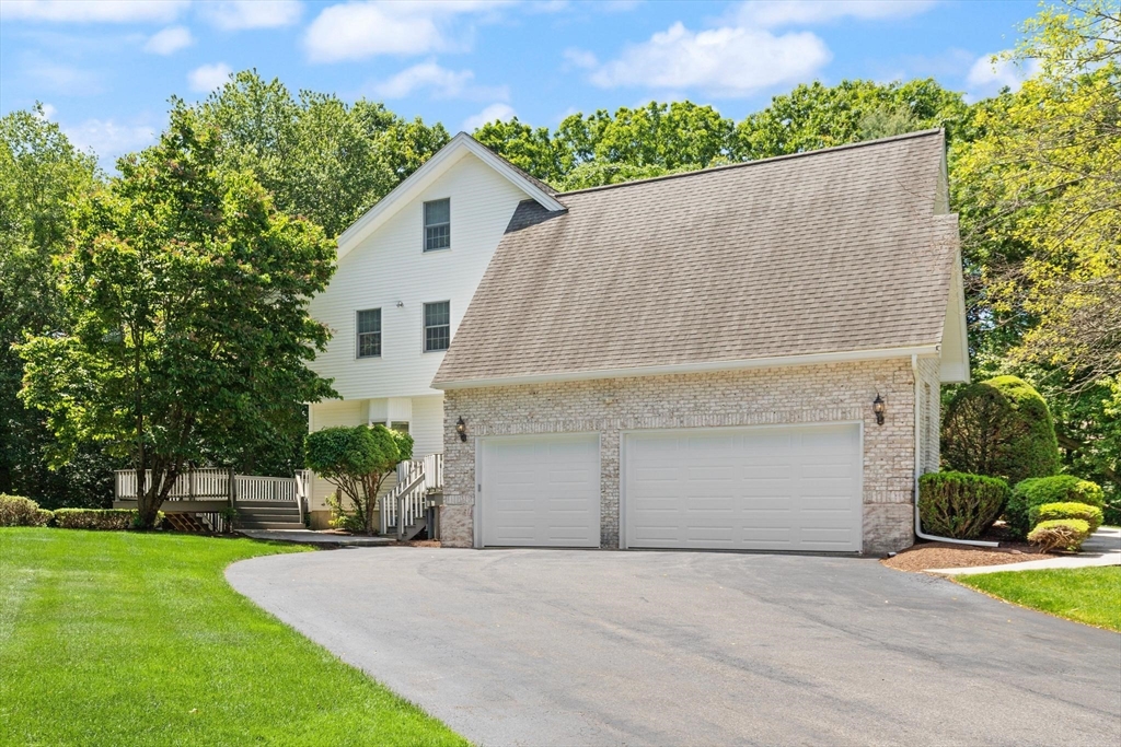 9 Riverside Terrace Easton, MA 02356 - Photo 4 of 41