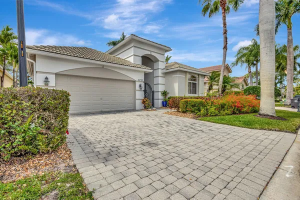 $11,000 | 10732 Grande Boulevard, West Palm Beach, FL 33412