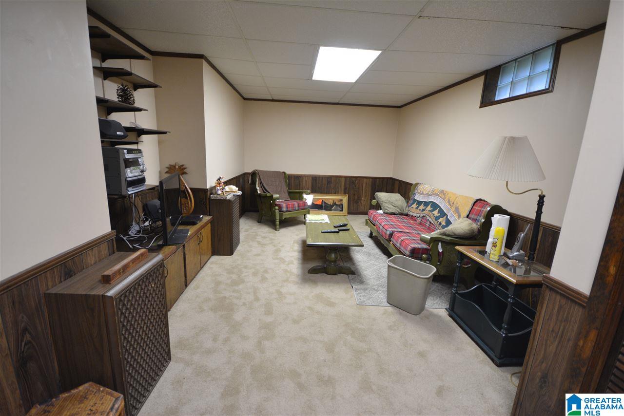 209 Oak Road Anniston, AL 36206 - Photo 14 of 21