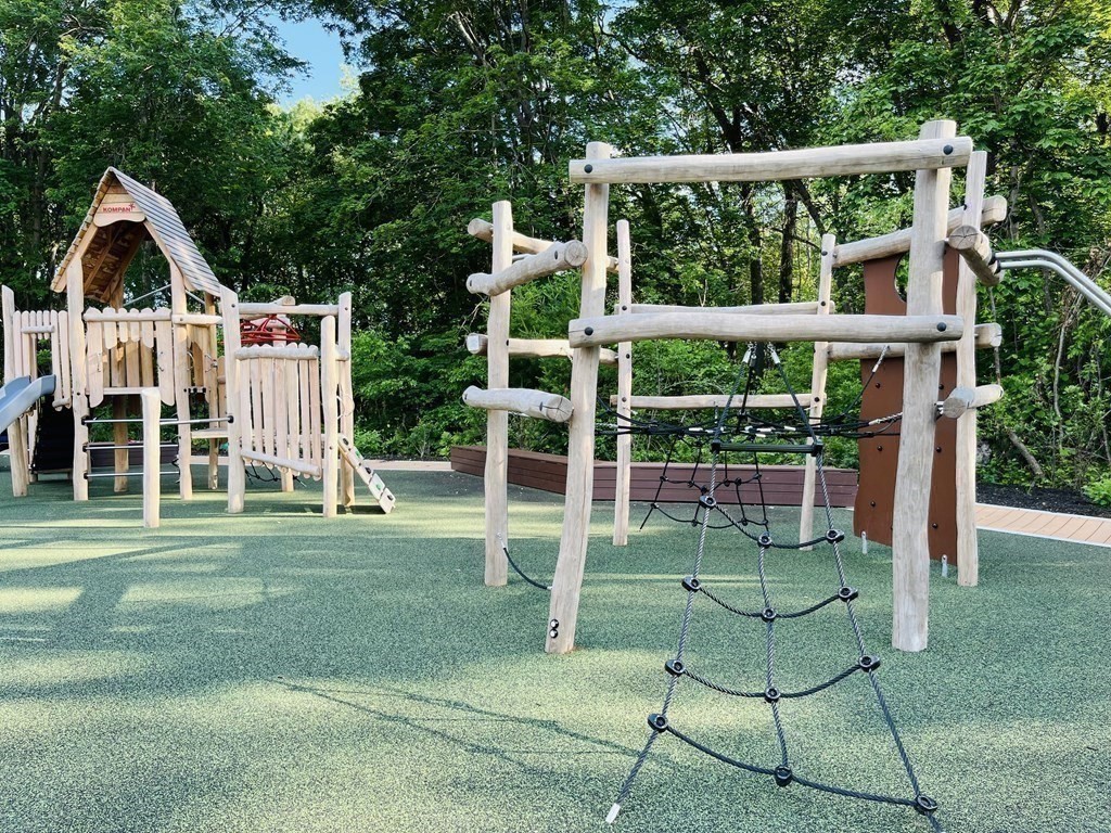 15 Sherman Road Dedham, MA 02026 - Photo 25 of 29 Gallery Image 25