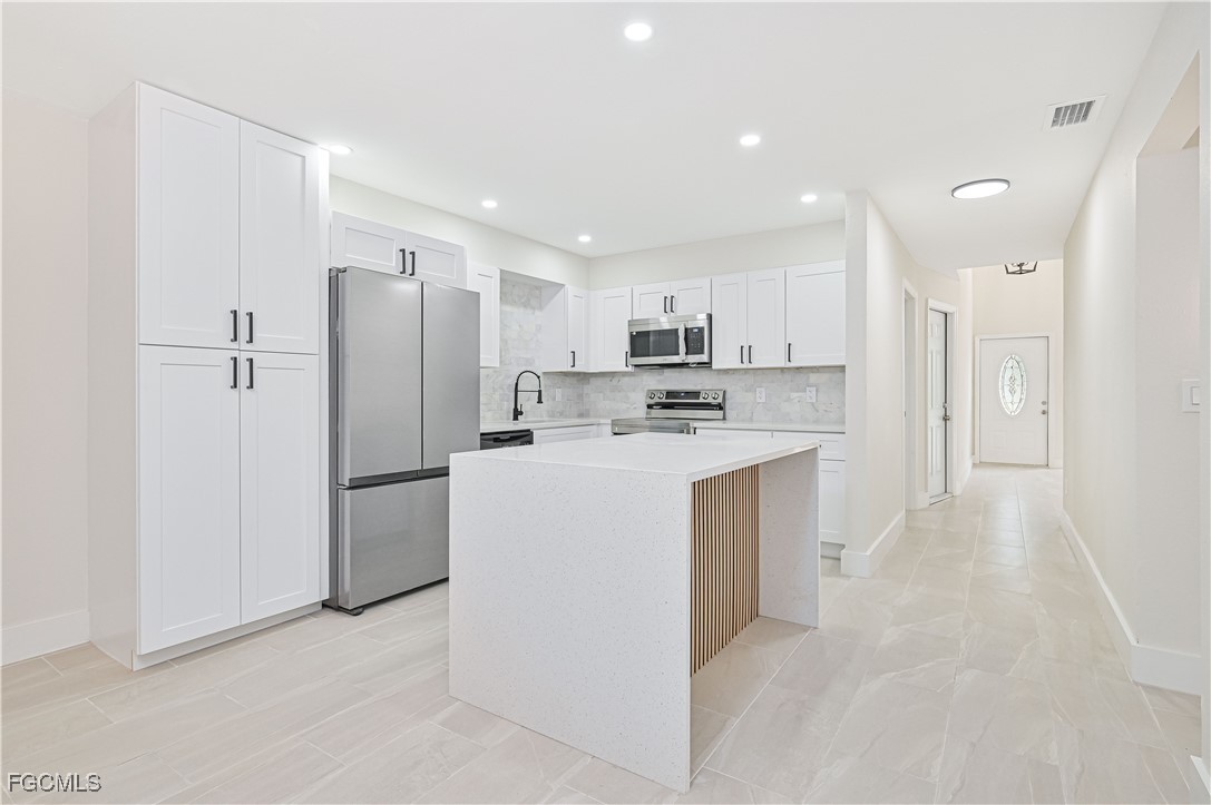 7327-7331 Albany Road Fort Myers, FL 33967 - Photo 6 of 48 Gallery Image 6
