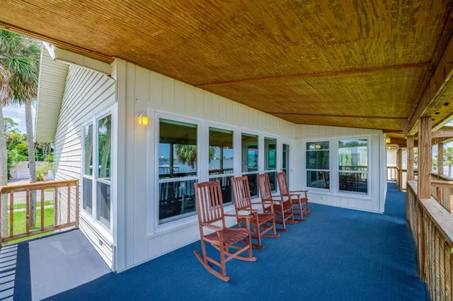 $889,999 | 1633 Riverside Drive, Daytona Beach, FL 32117