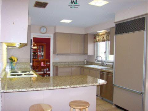 3340 Adams Road Troy, MI 48084 - Photo 6 of 12 933364-5.JPG
