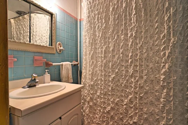 $3,950 | 1114 Washington Street, Unit 2, Hoboken, NJ 07030