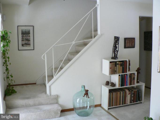 12528 Montclair Drive Silver Spring, MD 20904 - Photo 19 of 28 Entrance / Foyer