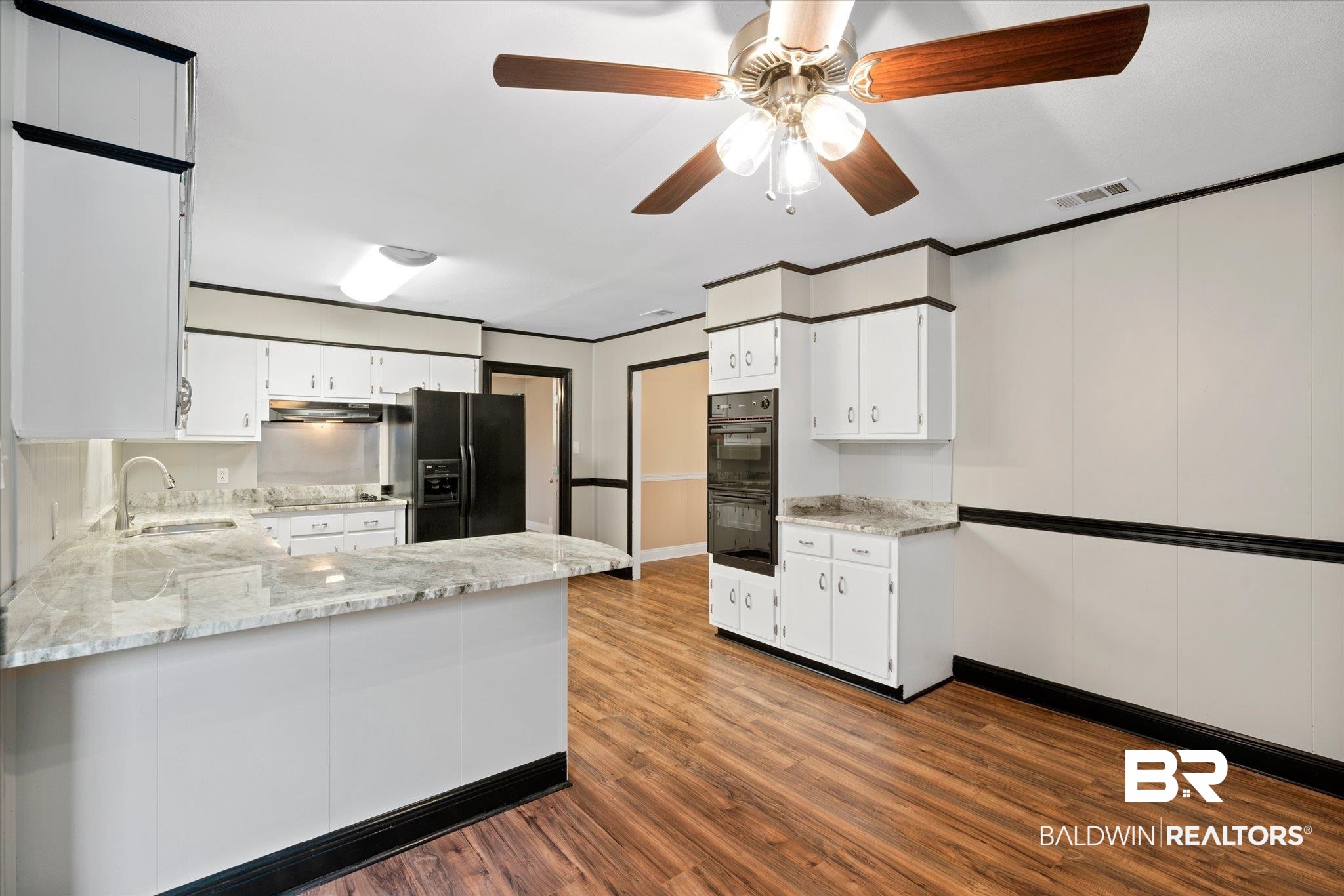 11119 Lakeside Circle Grand Bay, AL 36541 - Photo 12 of 38