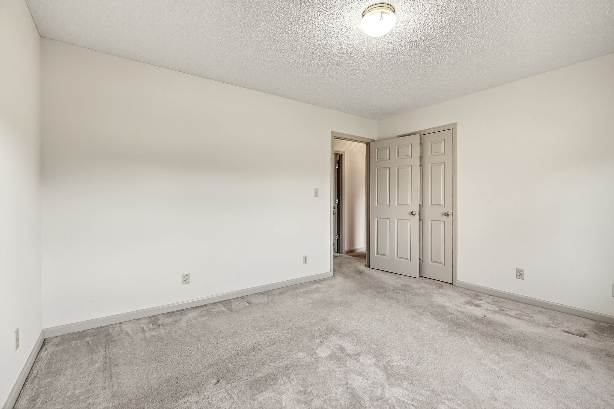 4143 Viola Road McMinnville, TN 37110 - Photo 10 of 27 a view of an empty room