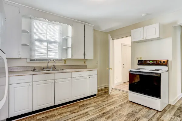$2,200 | 61 M L King Avenue, Unit A, St. Augustine, FL 32084