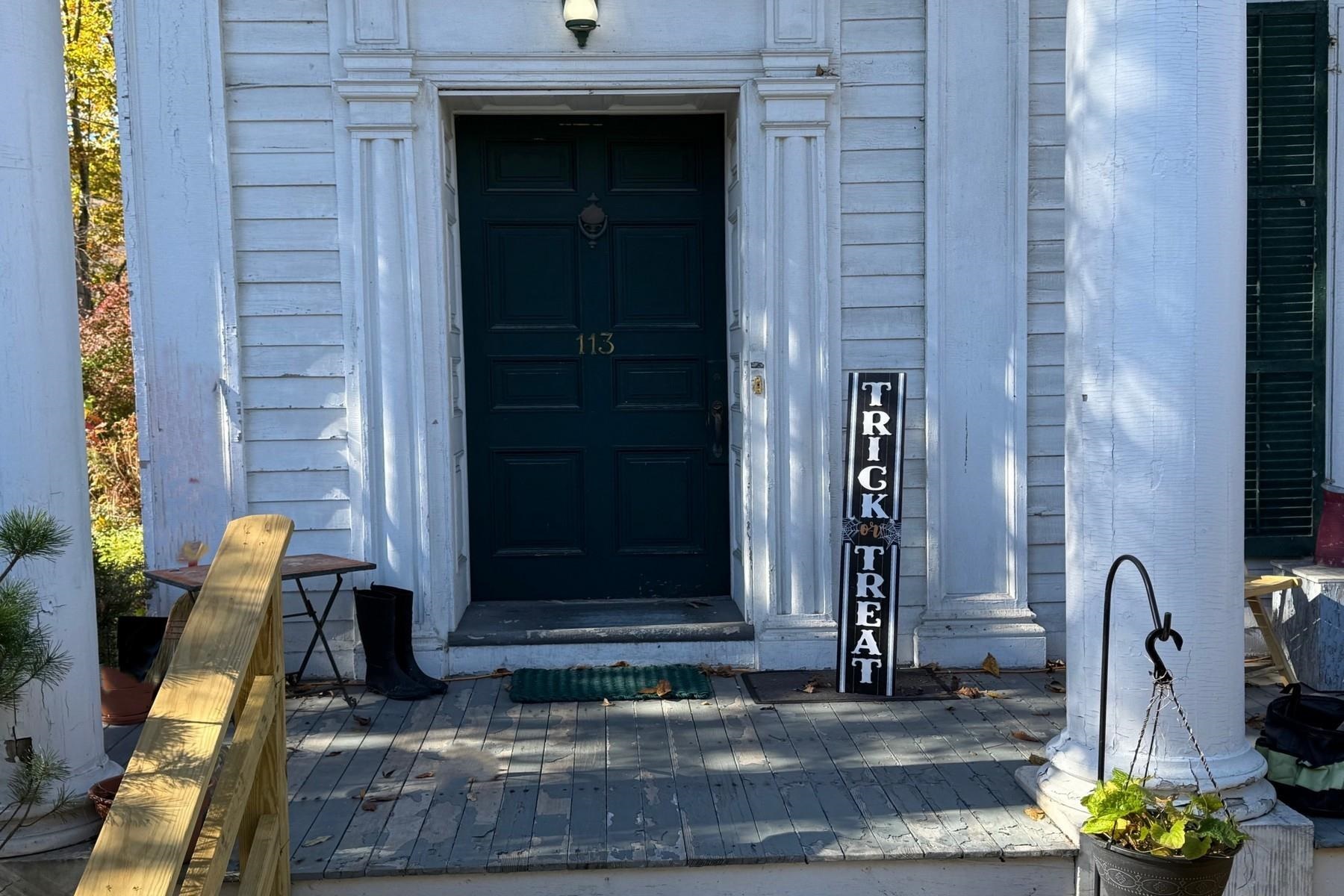 113 North Main Street Wallingford, VT 05773 - Photo 2 of 51