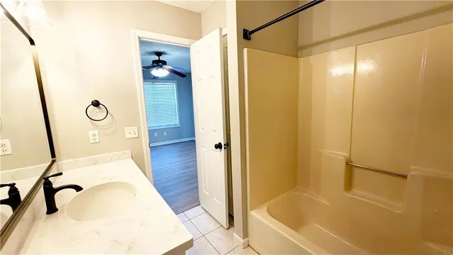 $1,950 | 2644 St Charles Lane Northwest, Kennesaw, GA 30144