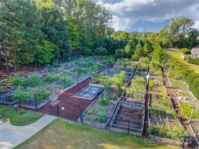 a view of an outdoor space with a garden