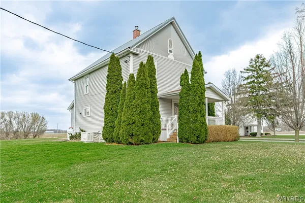 $249,999 | 9255 Lake Road, Somerset, NY 14012