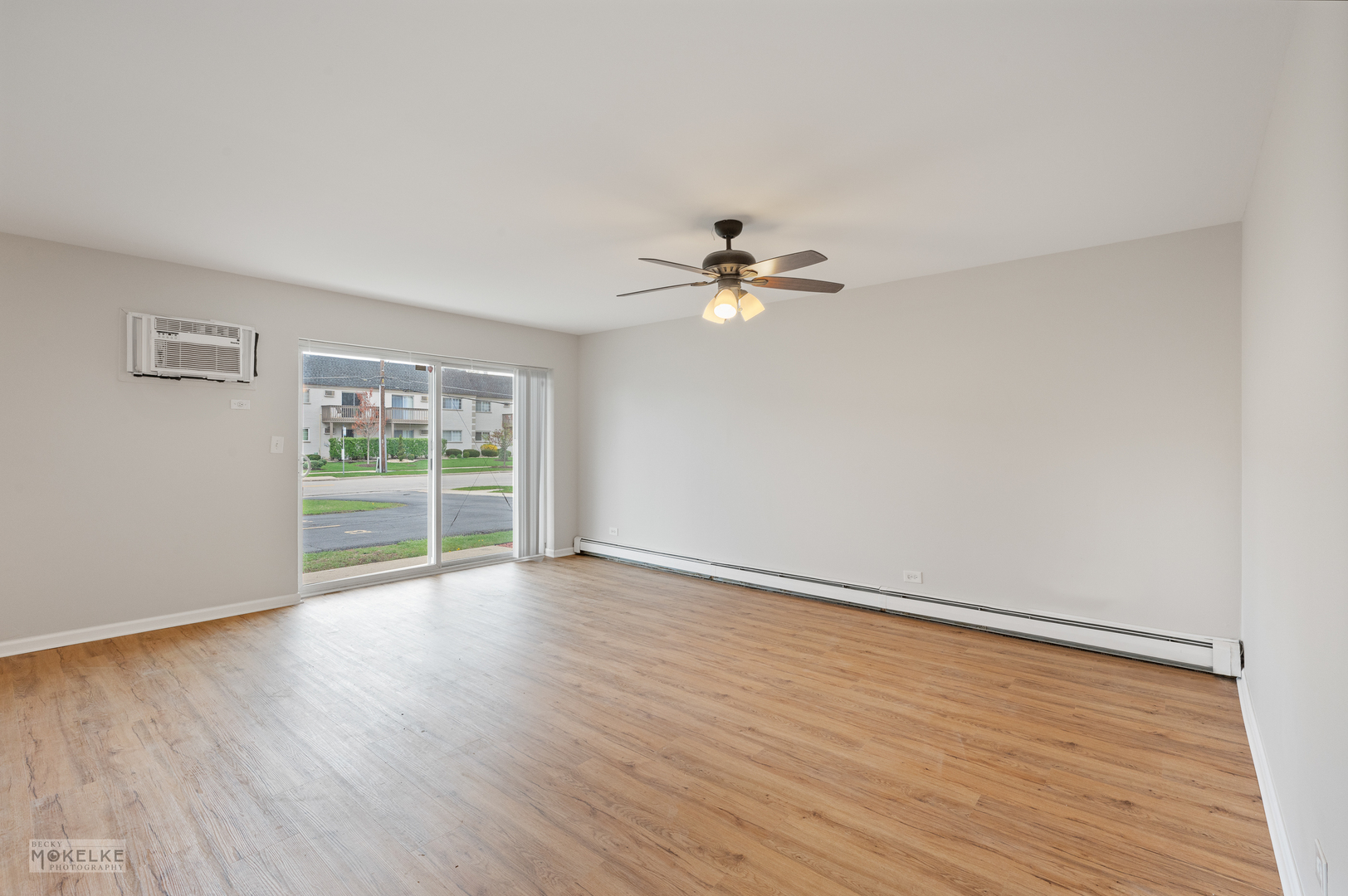 850 South Lorraine Road, Unit 1A Wheaton, IL 60189 - Photo 5 of 19