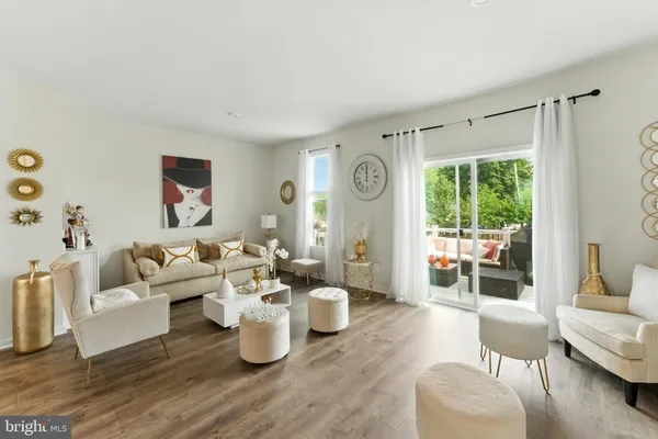 $3,200 | 406 Honeyberry Lane, Fredericksburg, VA 22405