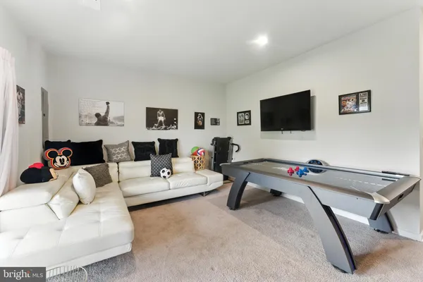 $3,200 | 406 Honeyberry Lane, Fredericksburg, VA 22405