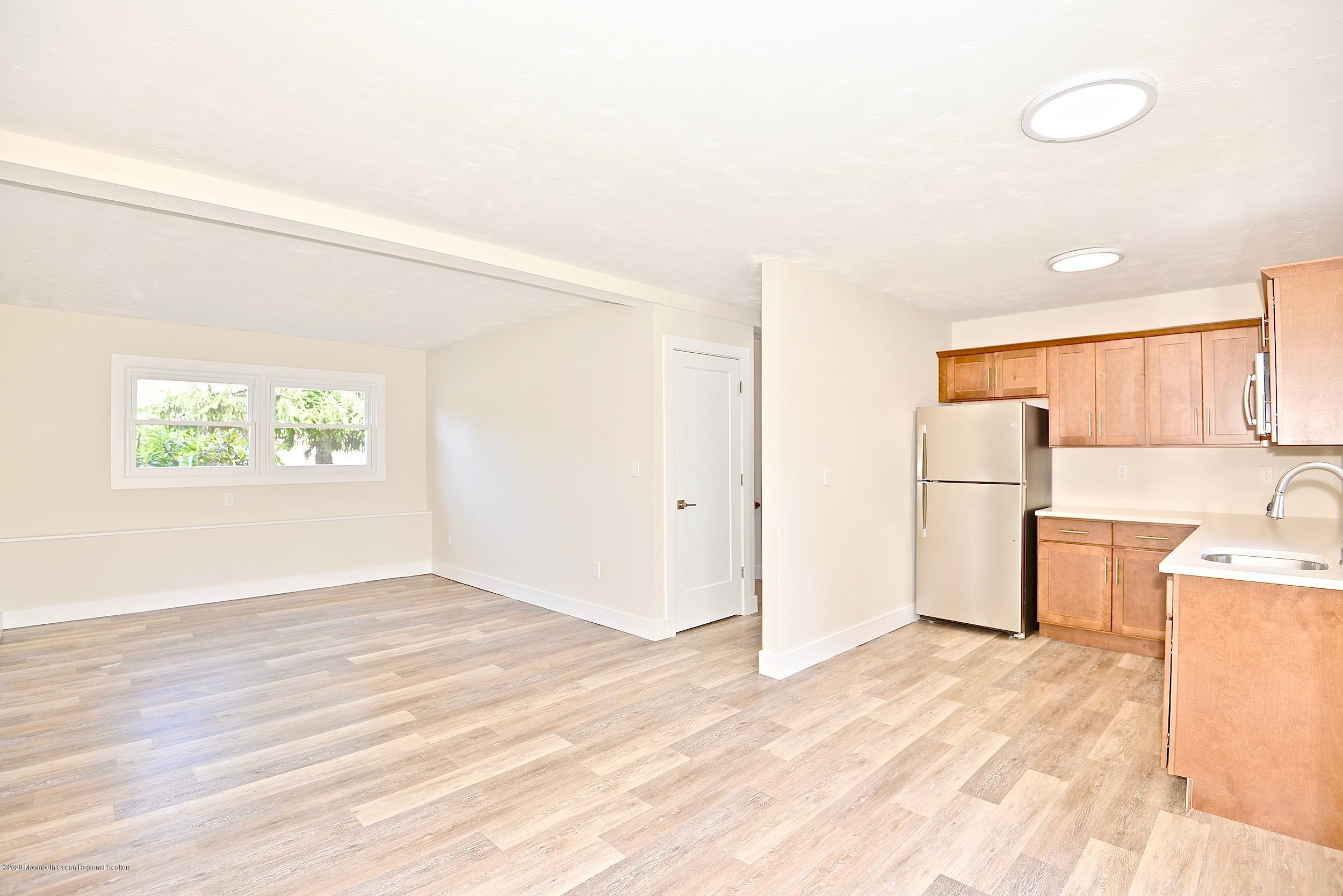 125 Queen Ann Road Brick, NJ 08723 - Photo 20 of 35 129a